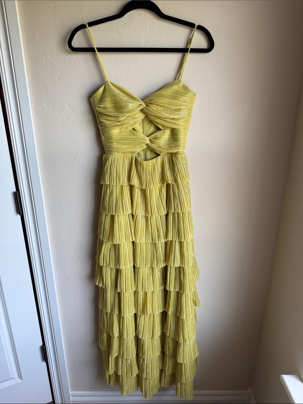 Gianni Bini Twist-Front Tiered Maxi Dress
